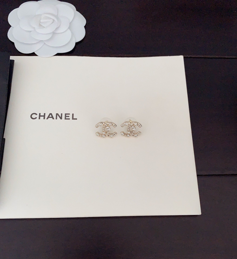 Ch**el earrings